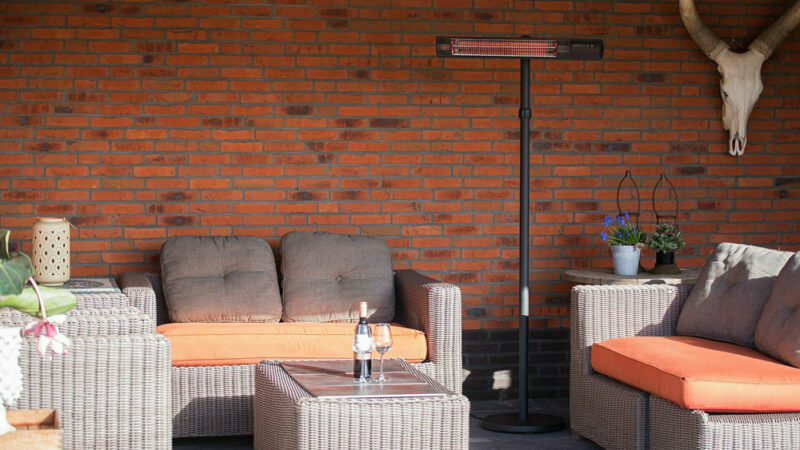 dark-stand-07-800x450
